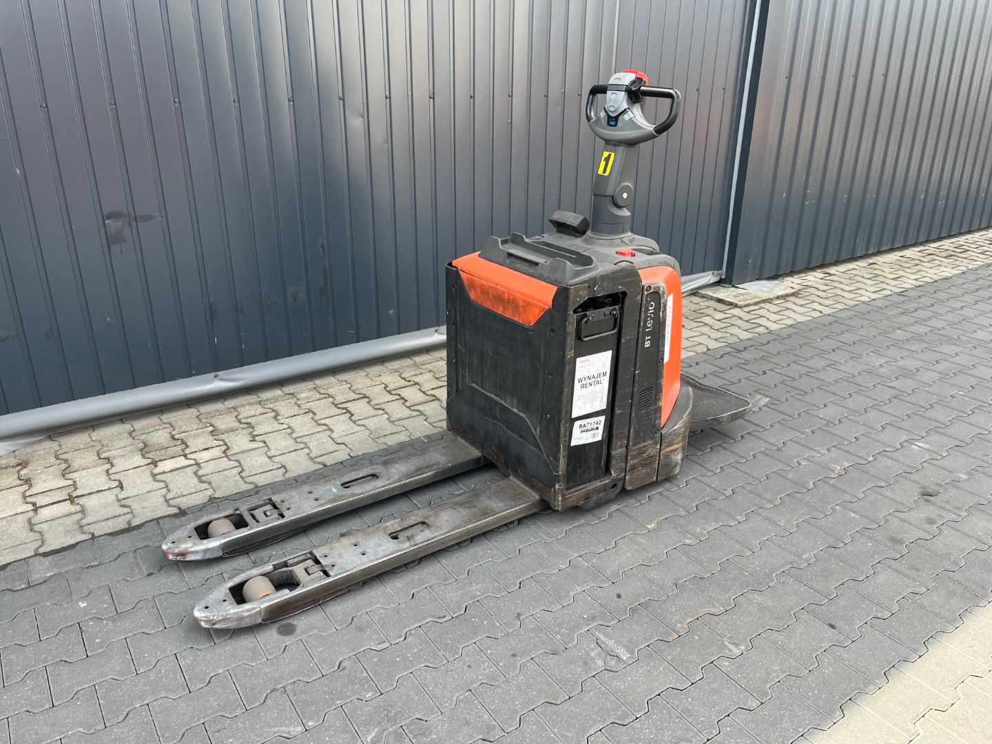 Bt LPE200
