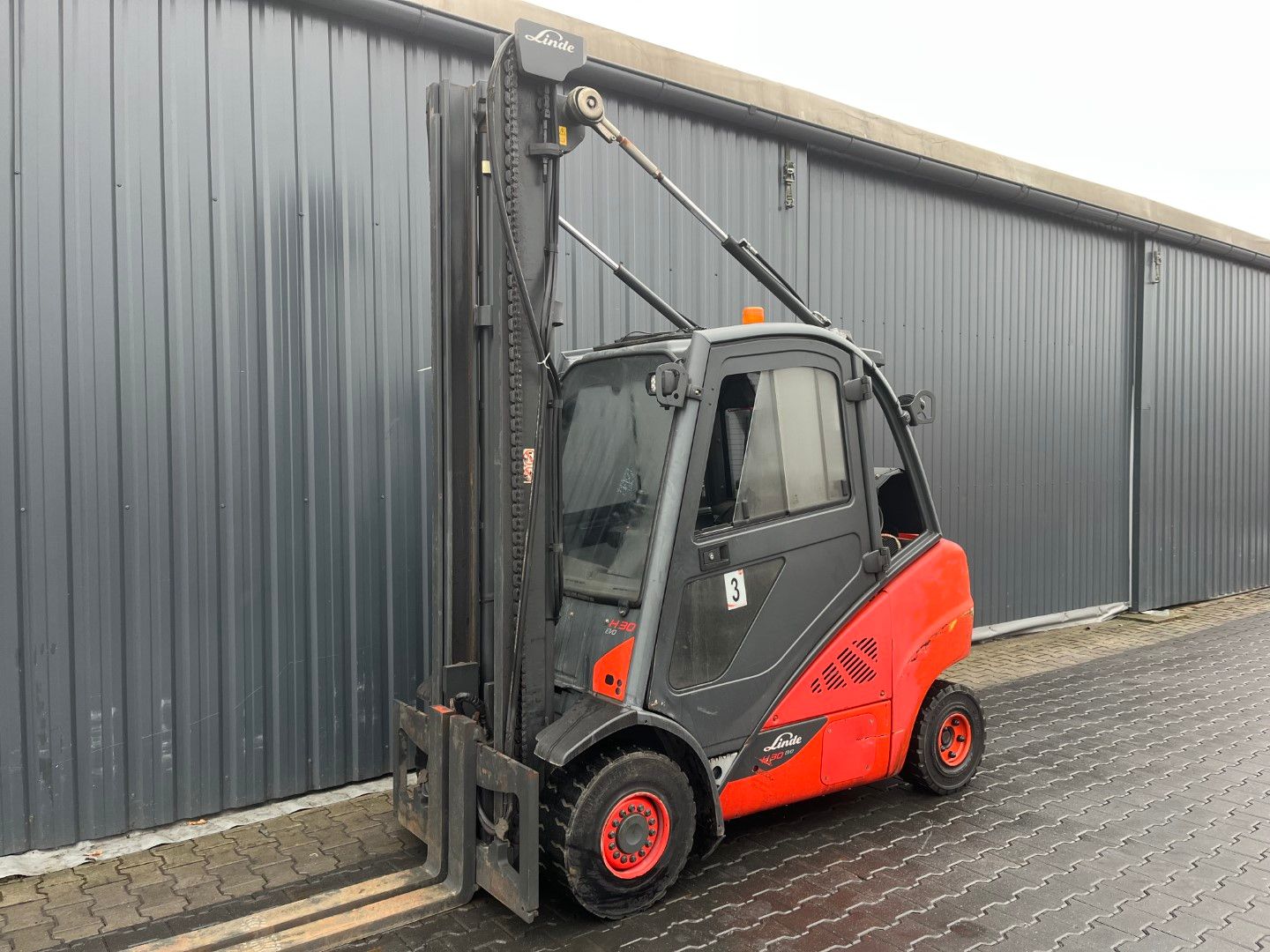 Linde H30T-02