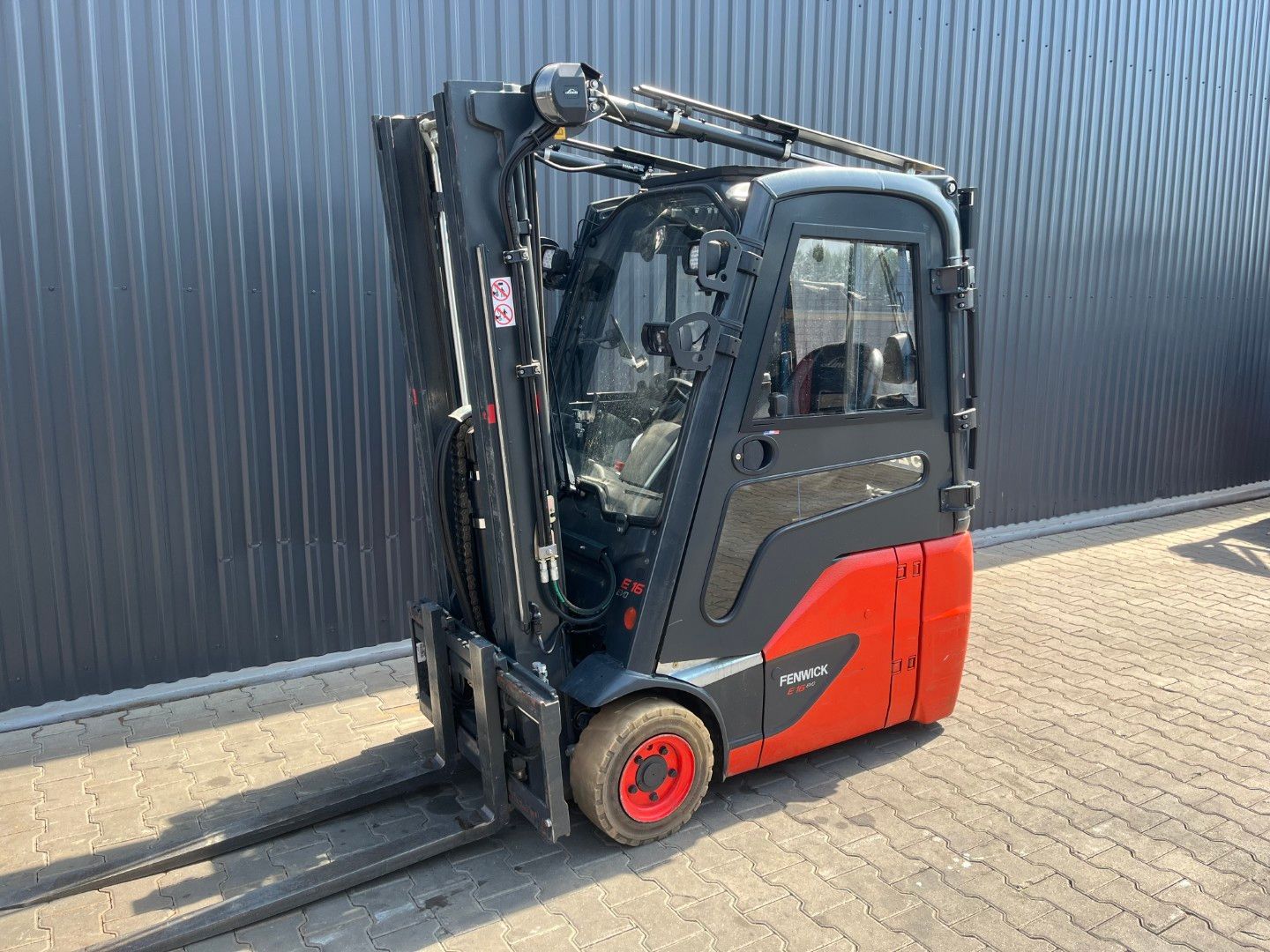 Linde E16-02