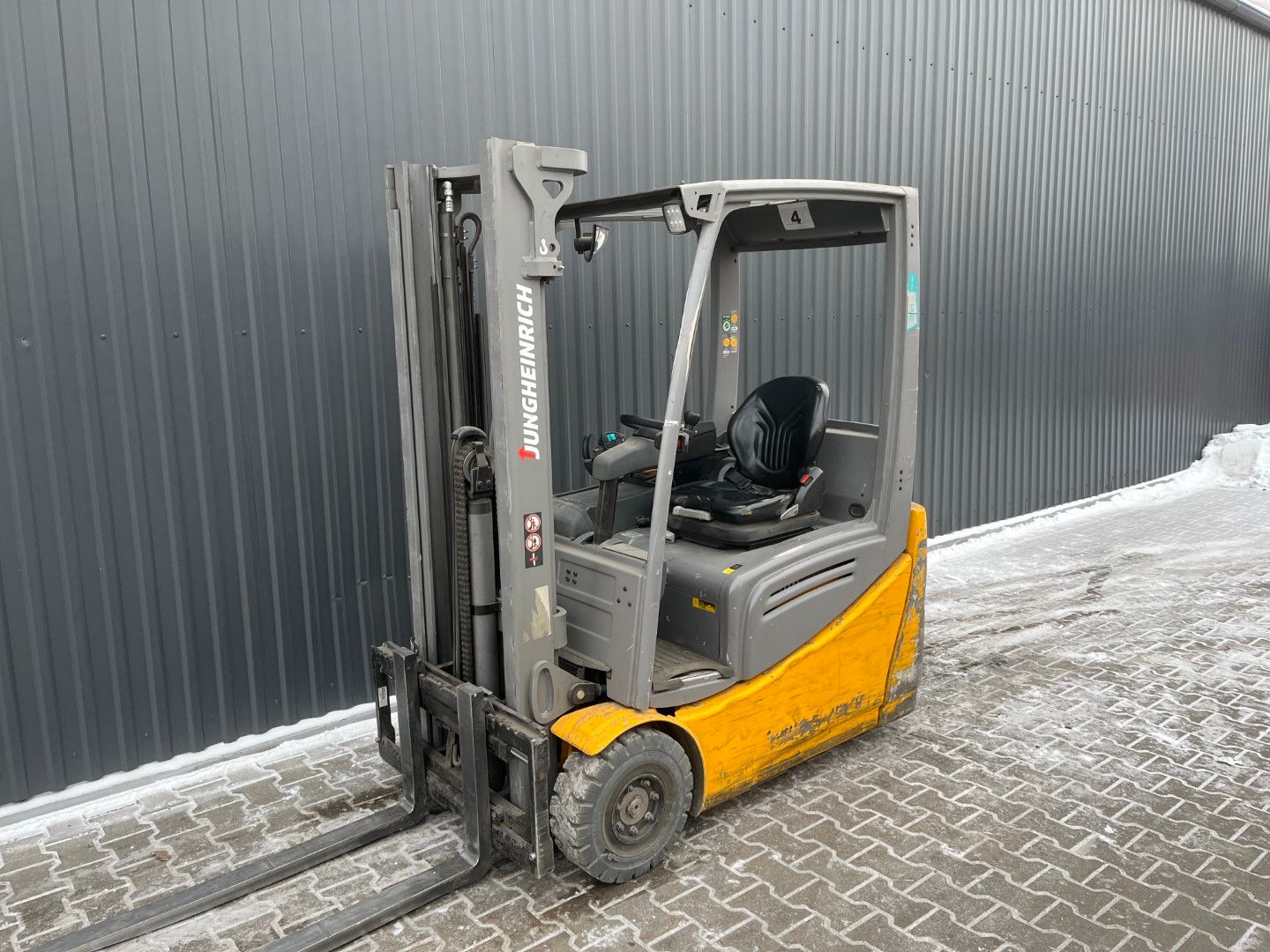 Jungheinrich EFG216k