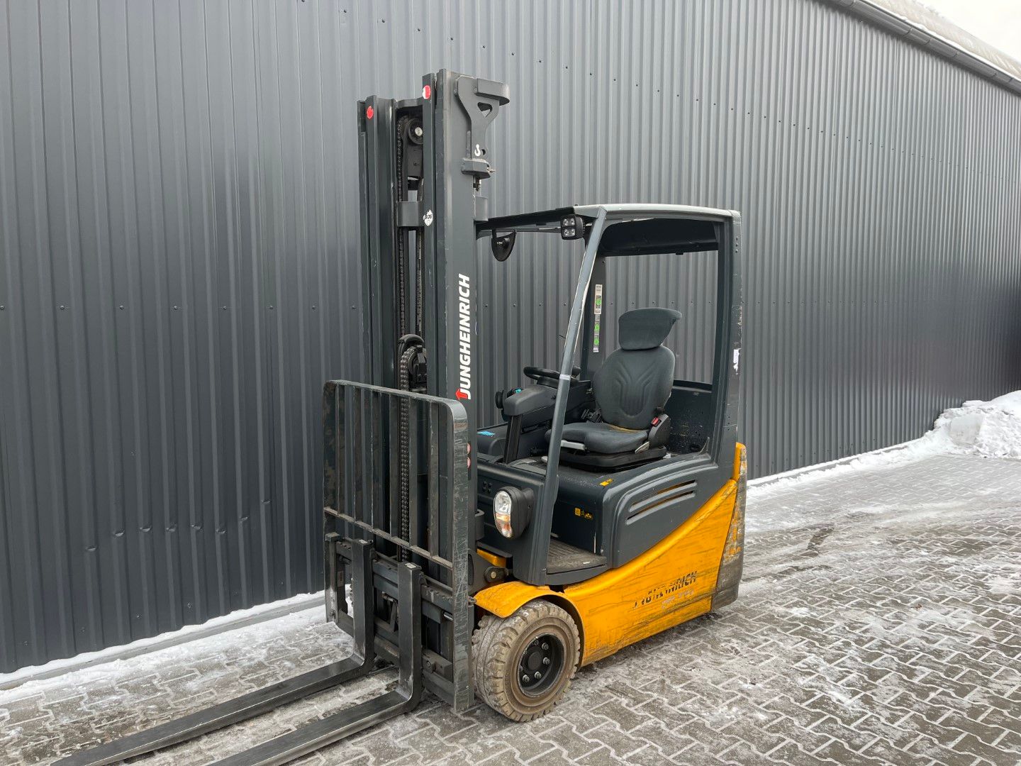 Jungheinrich EFG216k