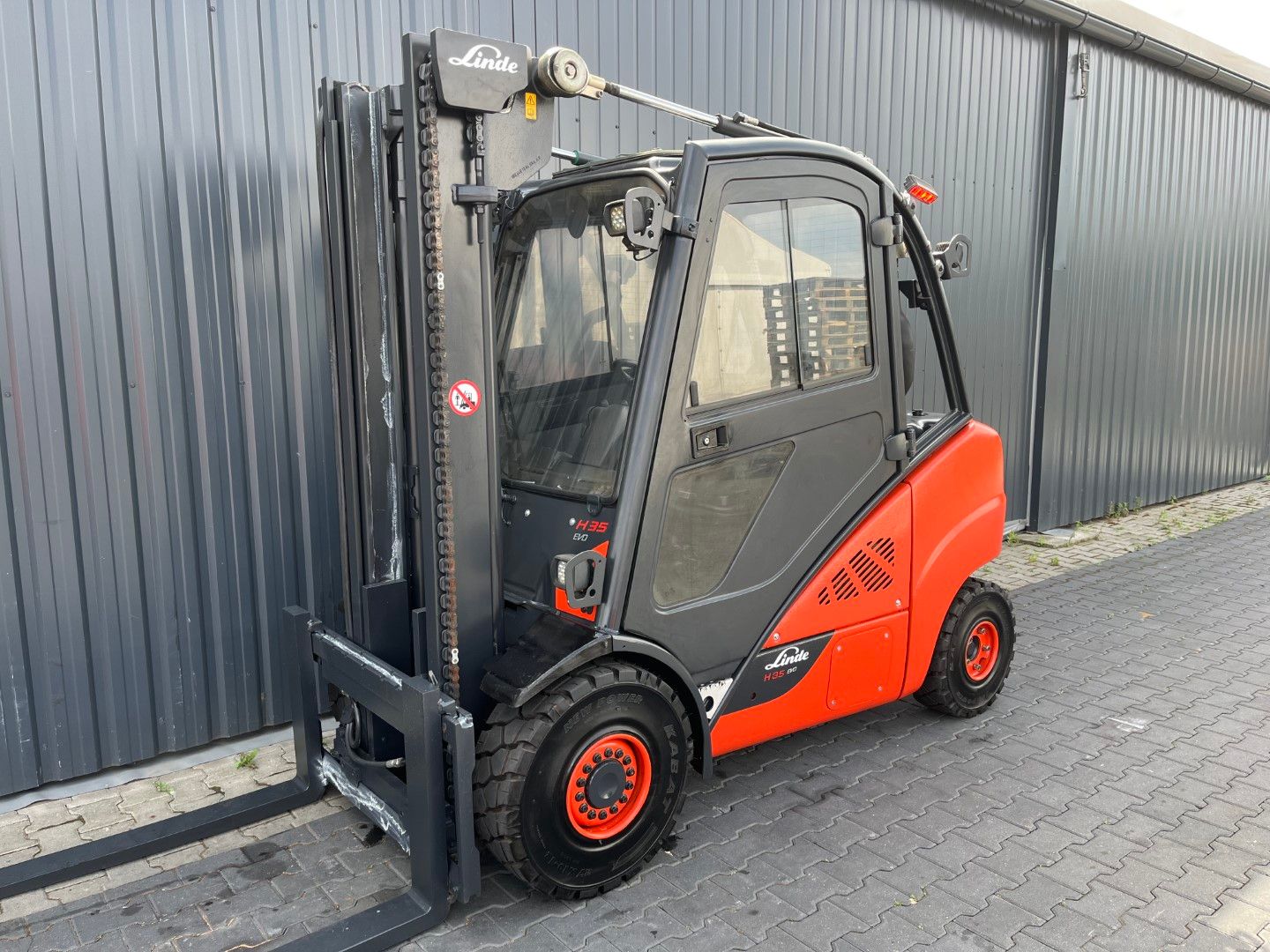Linde H35D-02