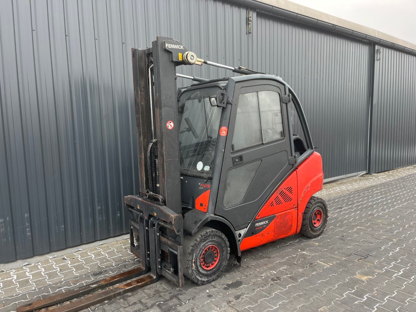 Linde H25T-02