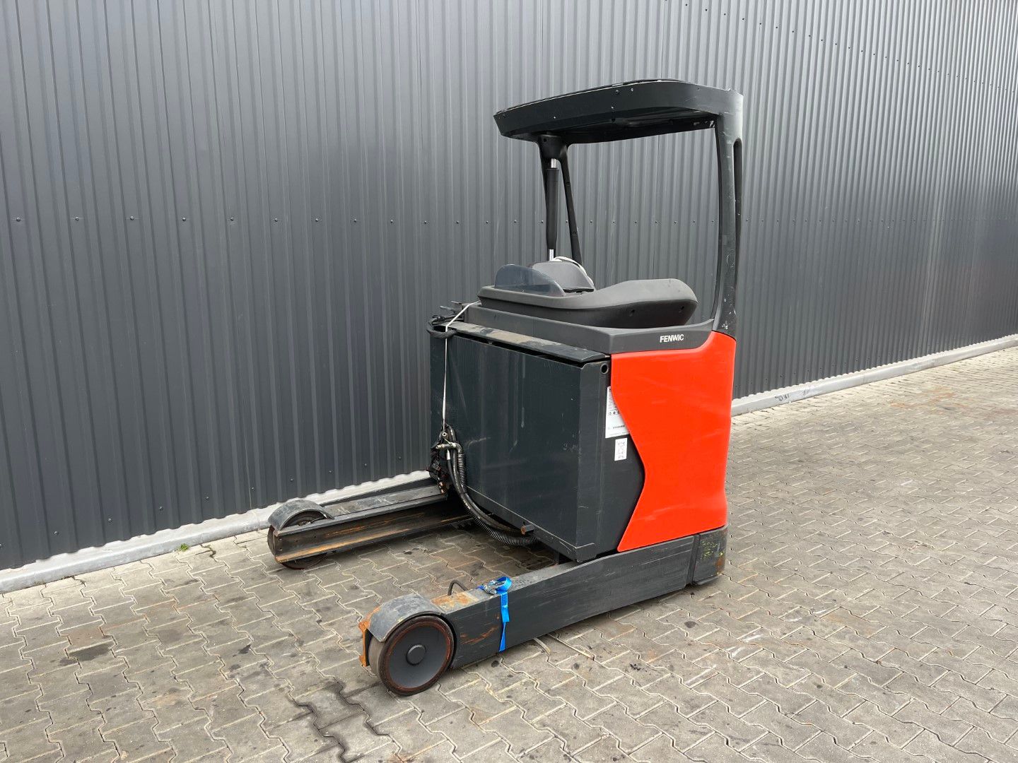 Linde R16