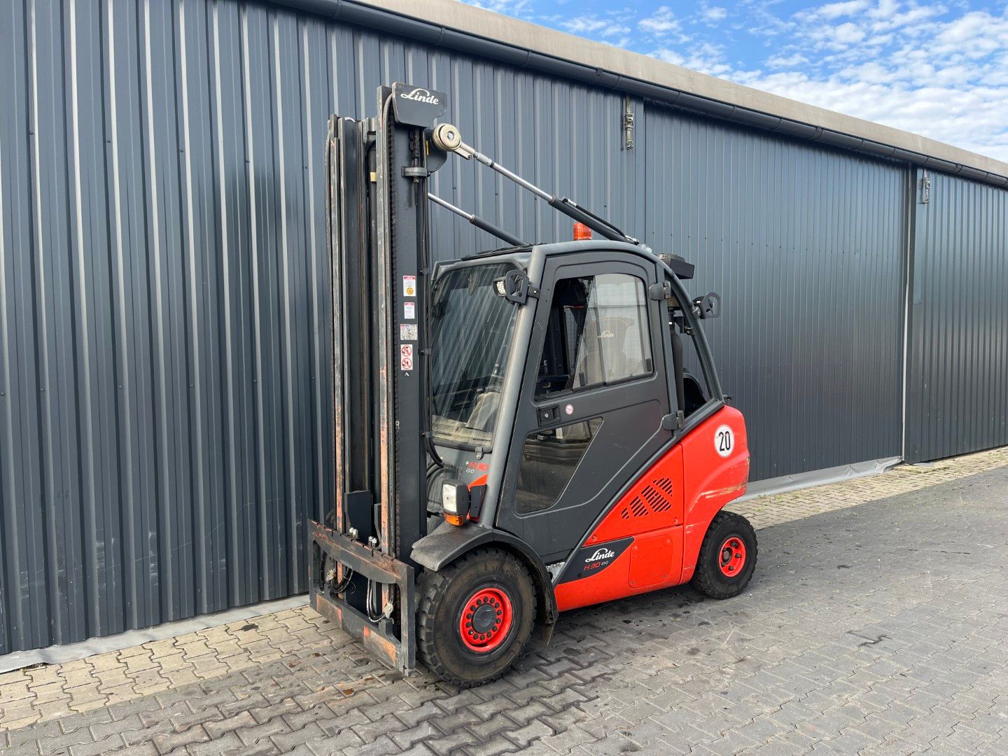 Linde H30T-02