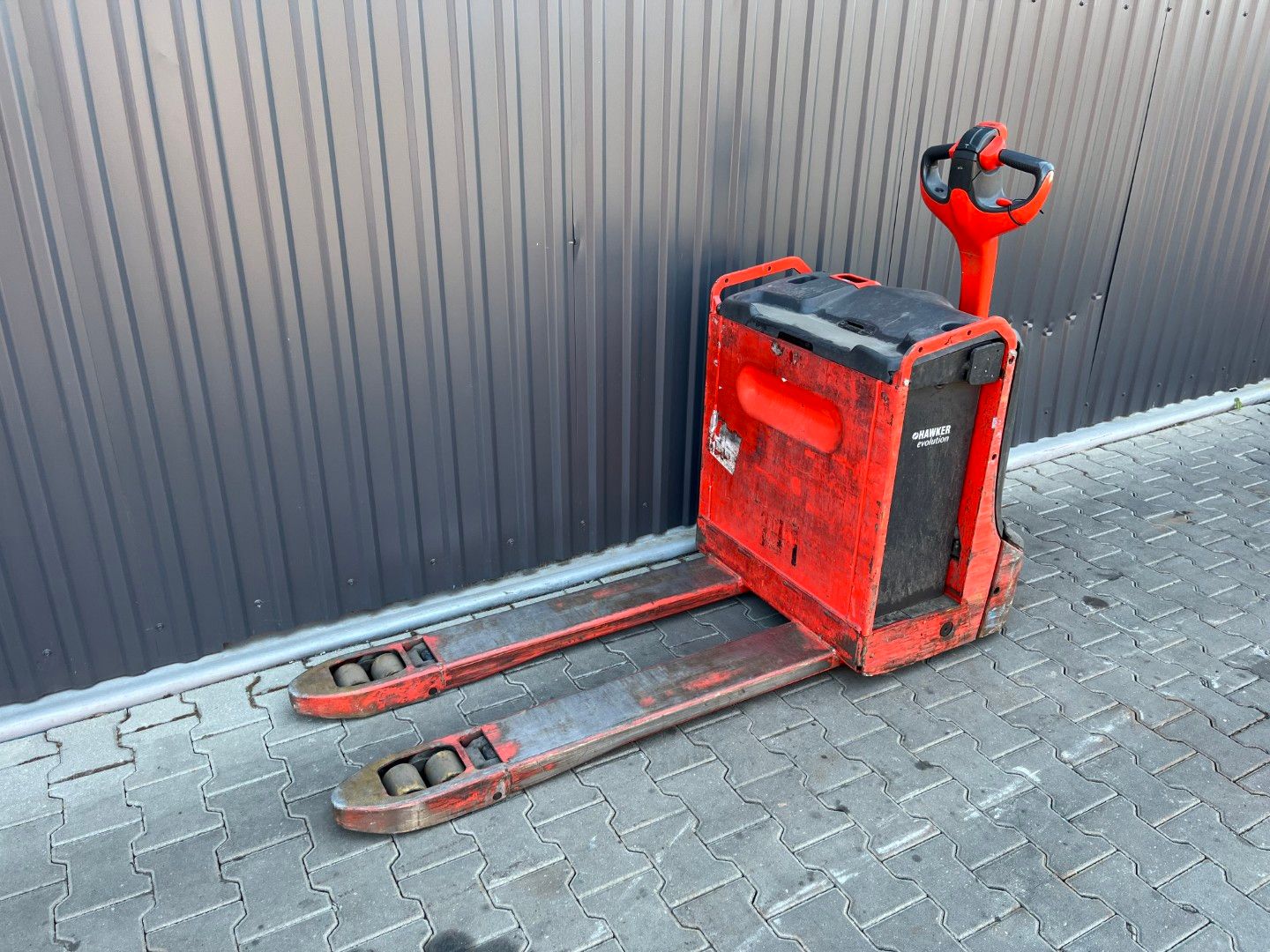Linde T18