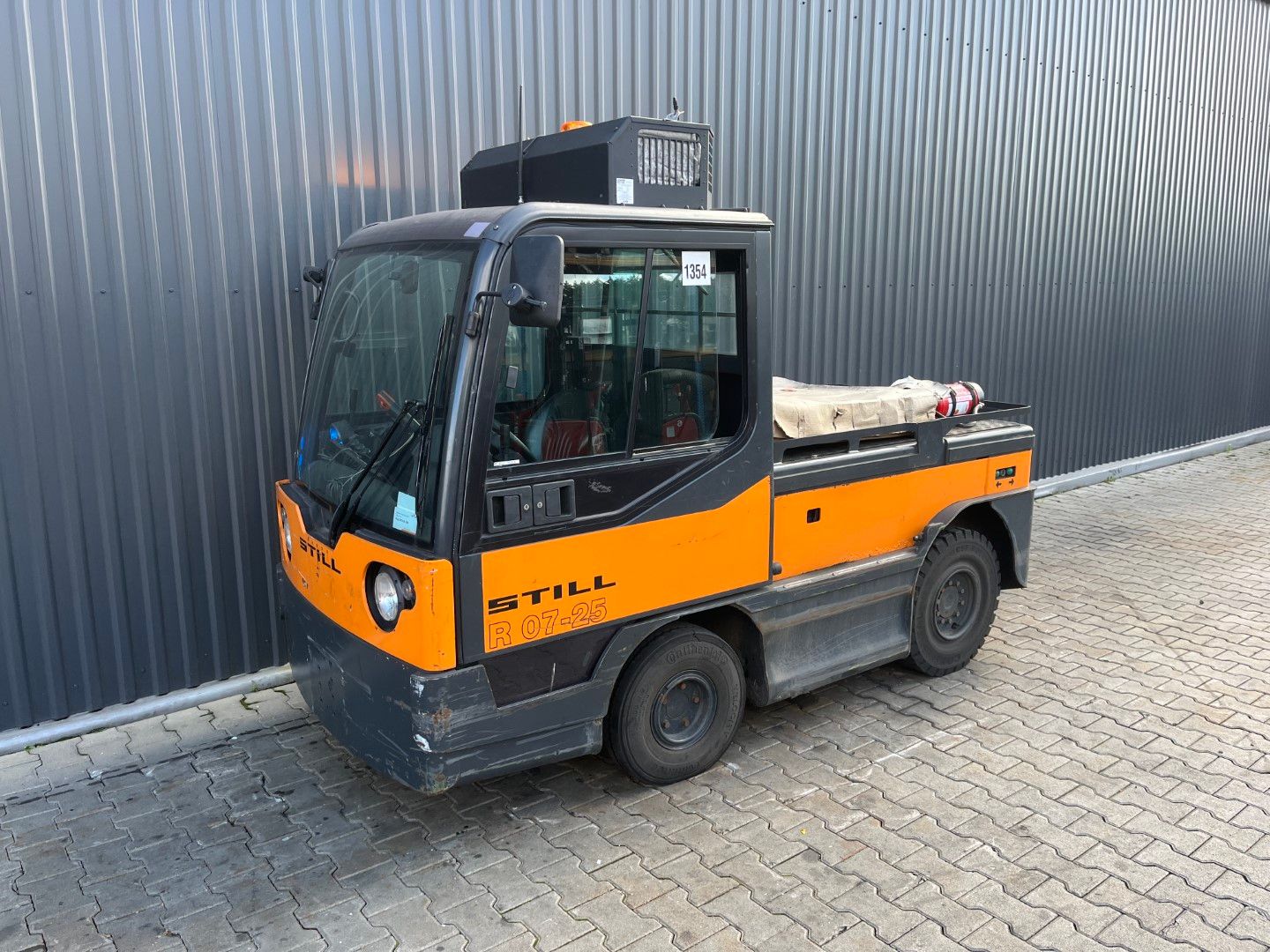 Still R07-25