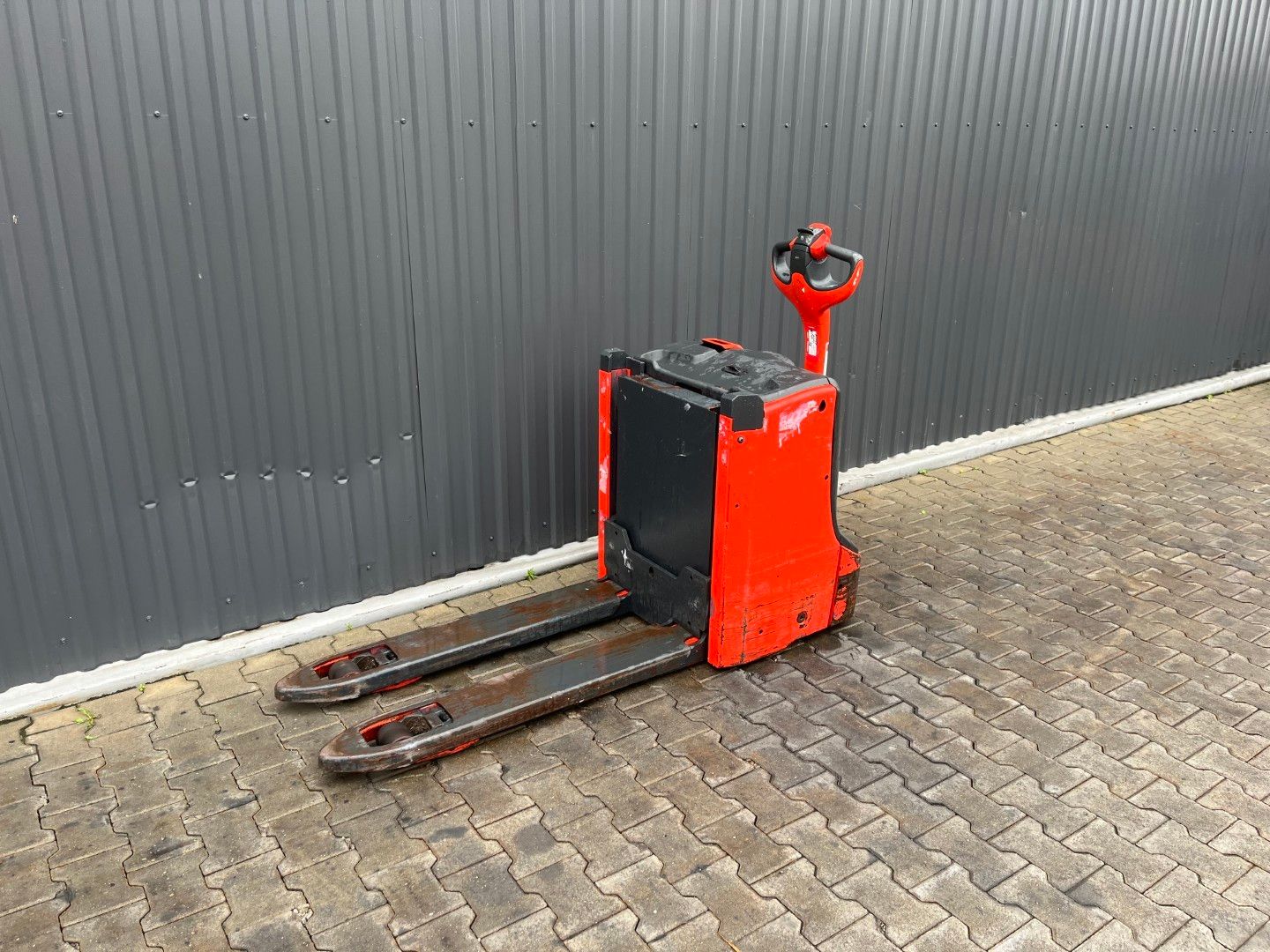 Linde T16L