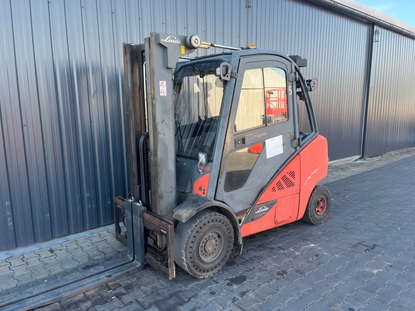 Linde H35D-02