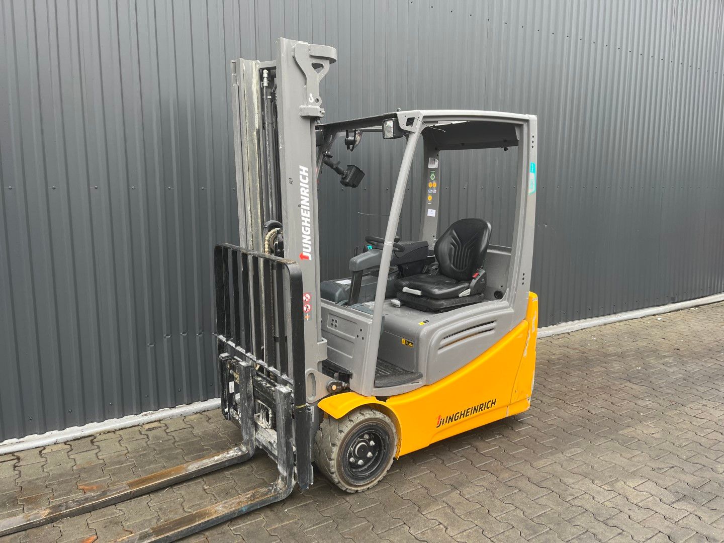 Jungheinrich EFG218k