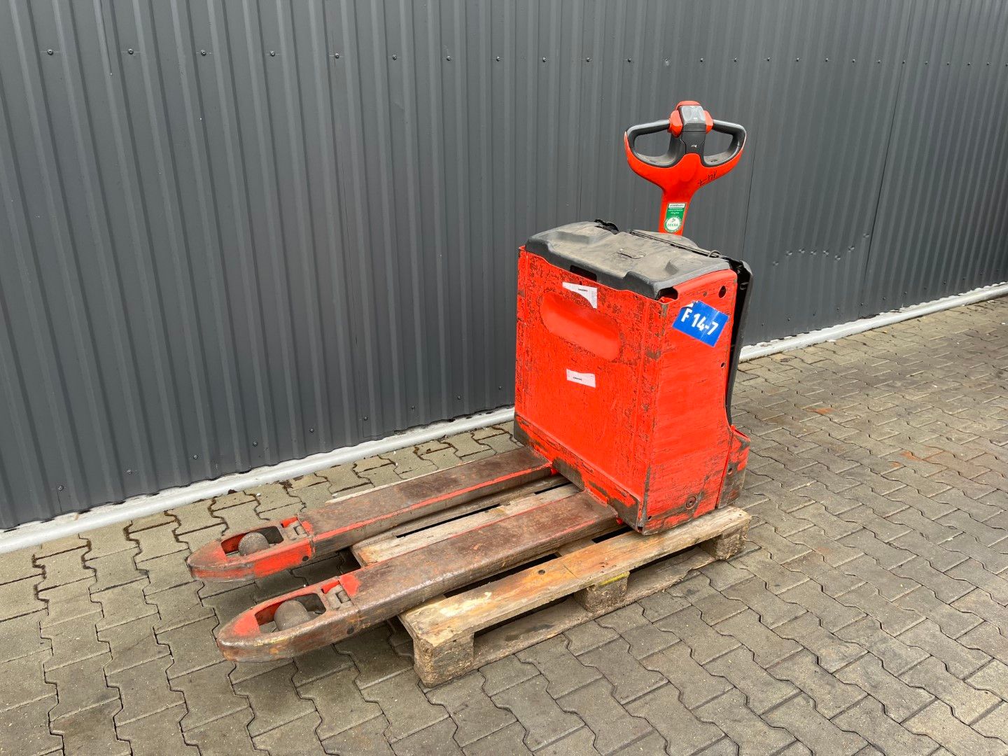 Linde T16