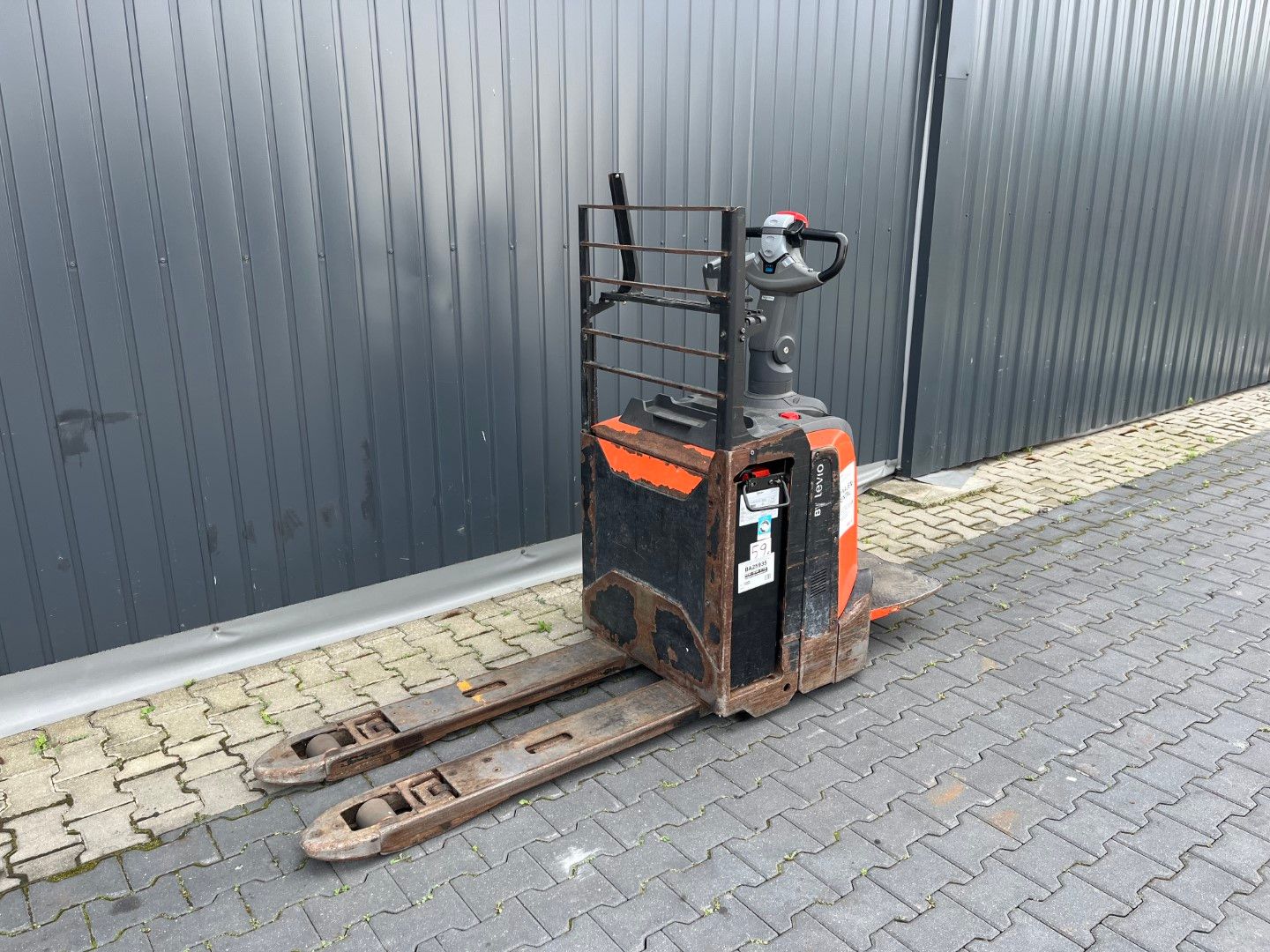 Bt LPE200