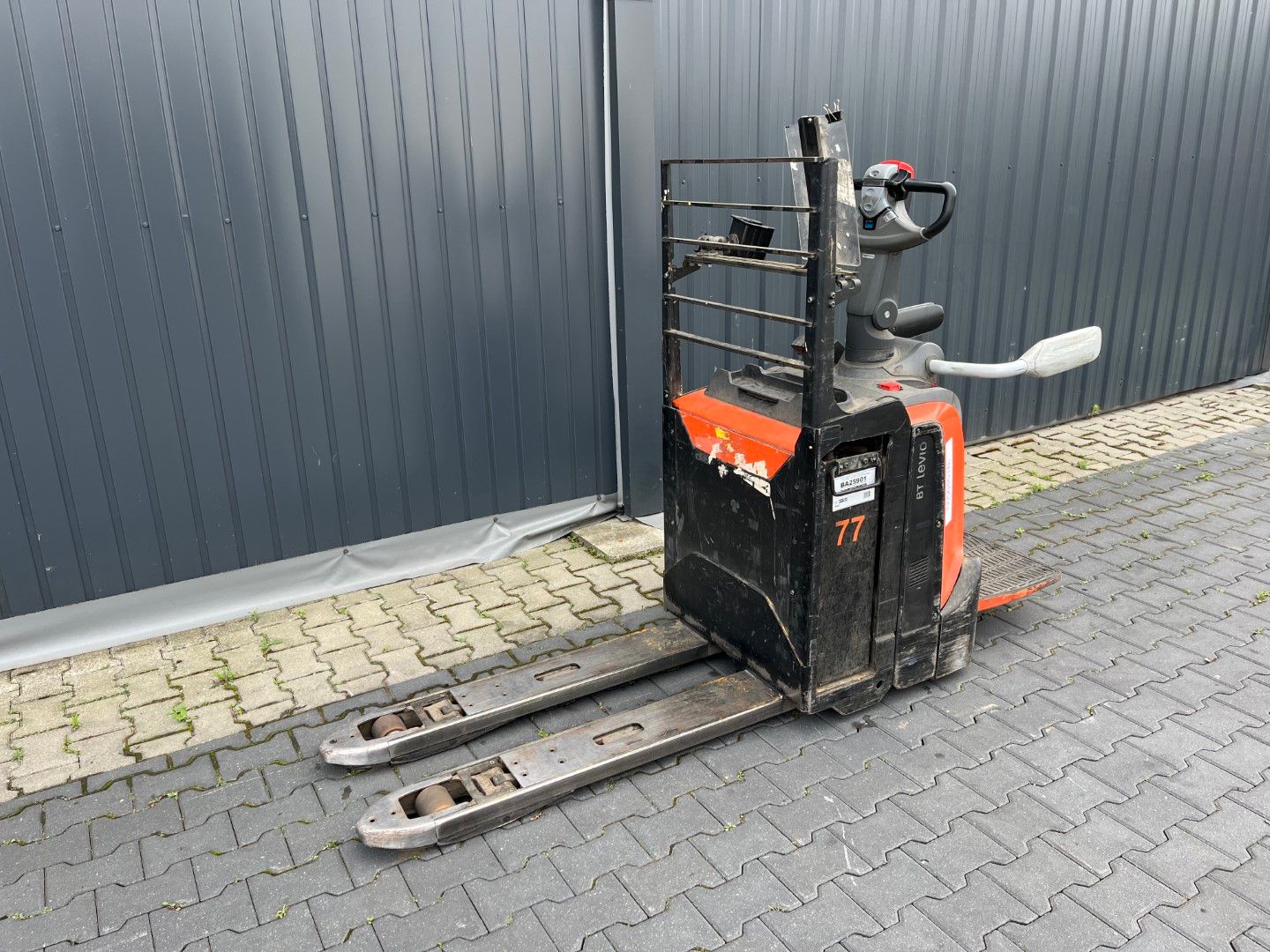 Bt LPE200