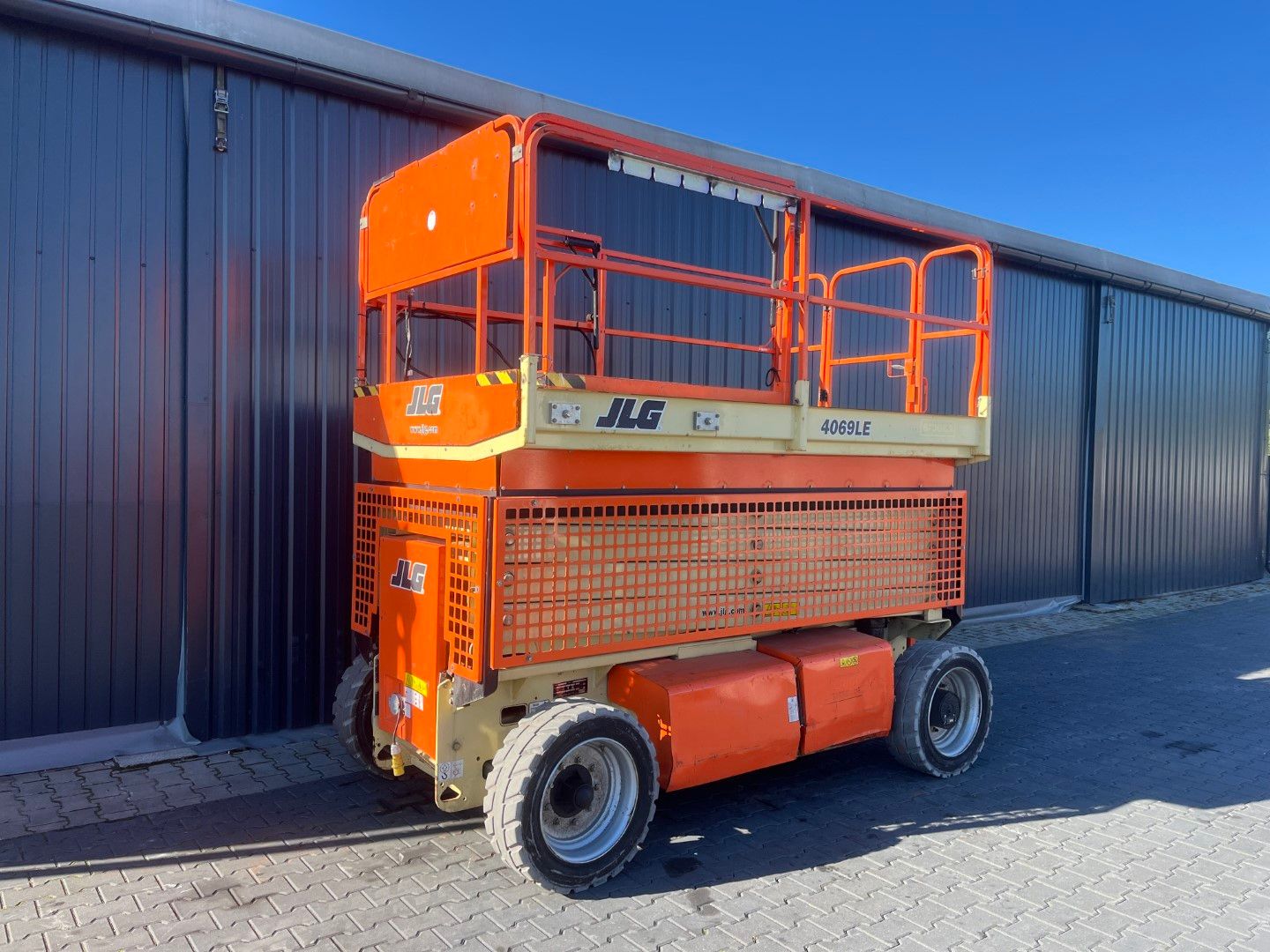 JLG 4069LE