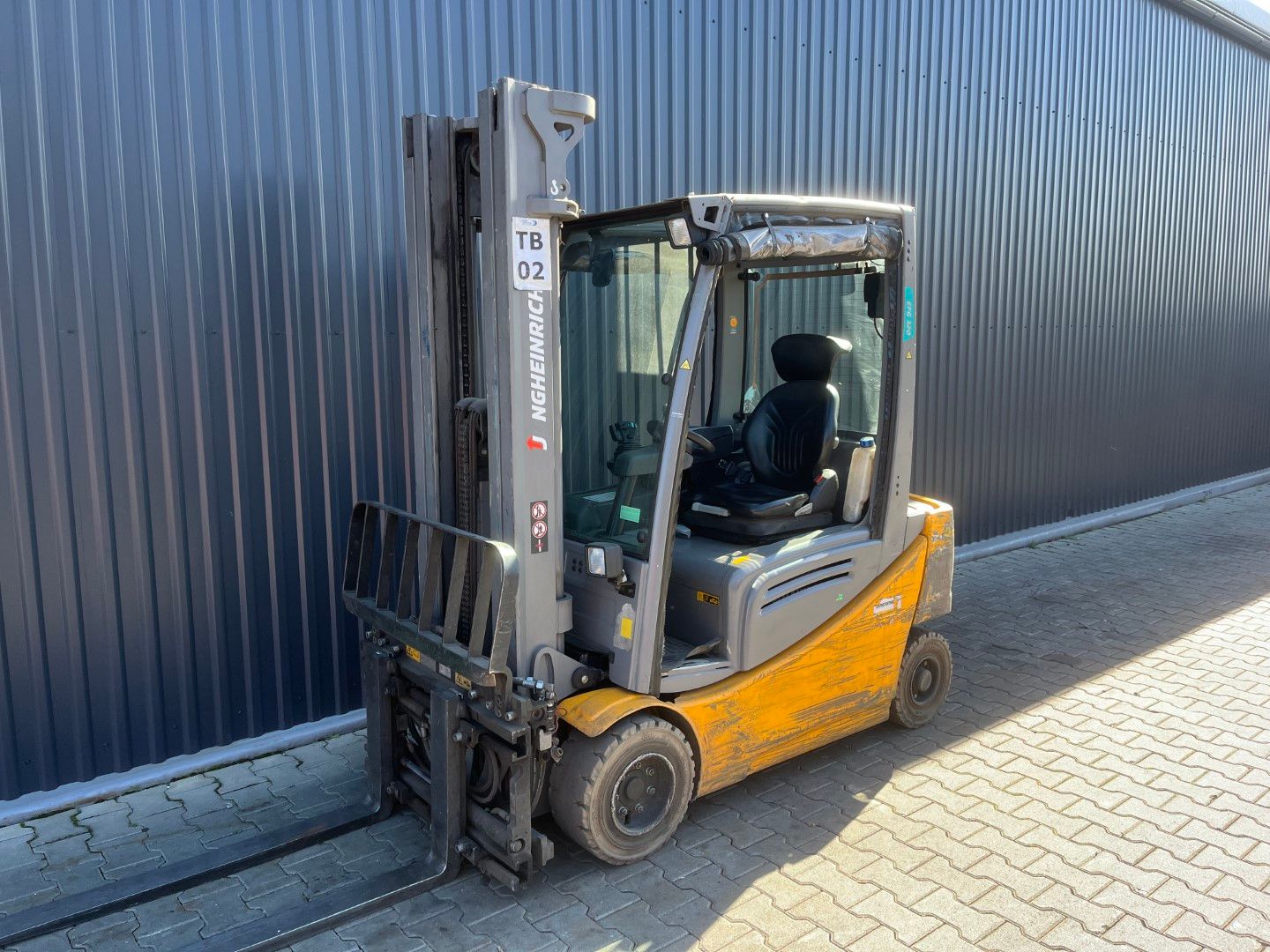 Jungheinrich EFG320