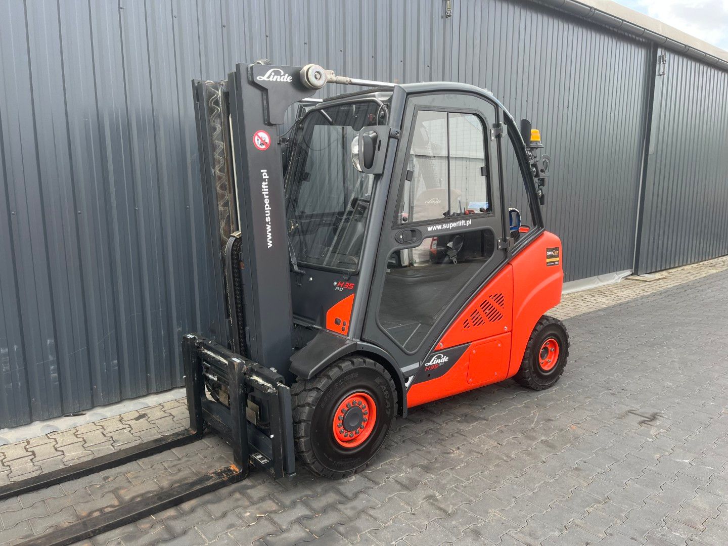 Linde H35T-02