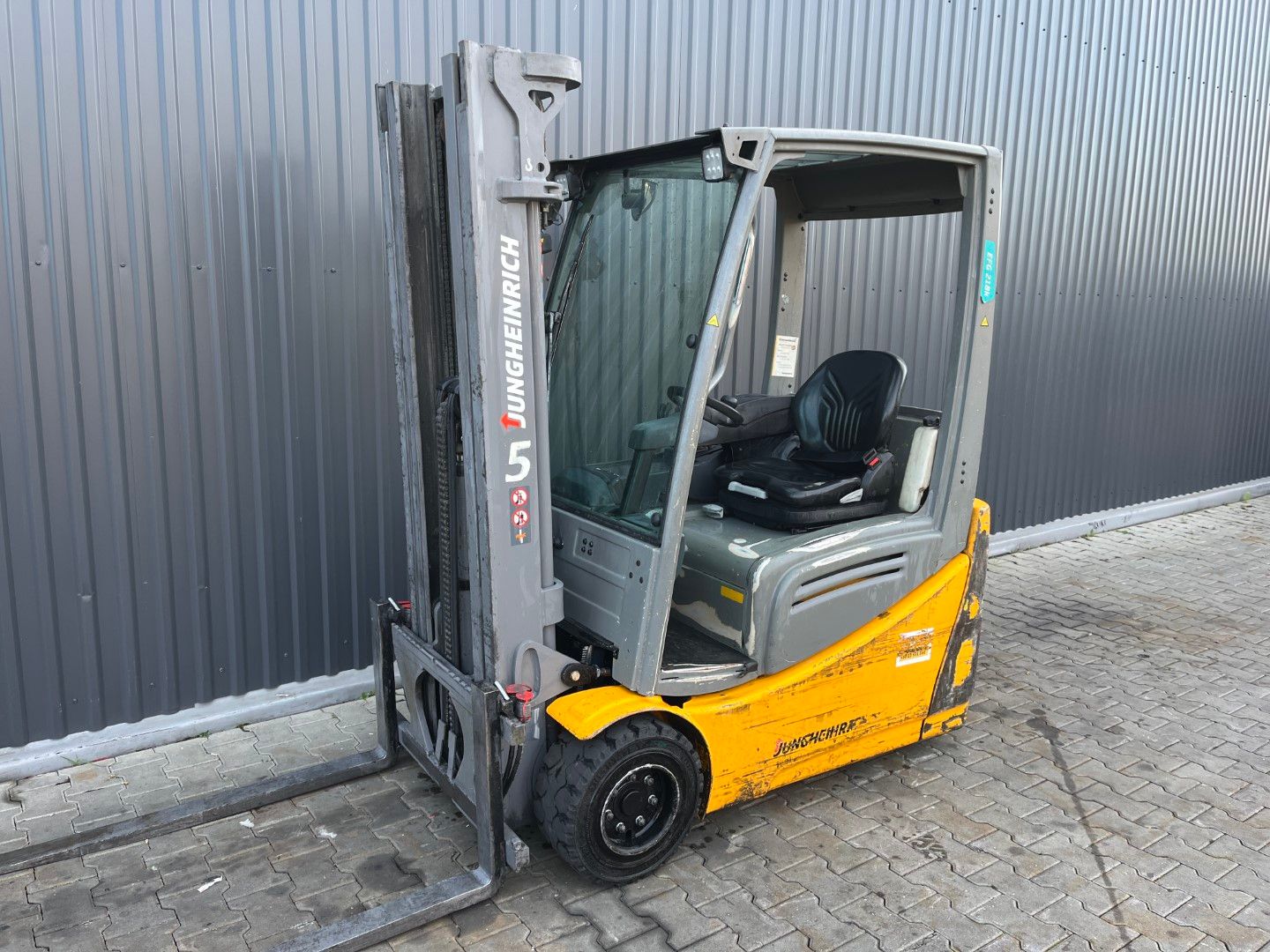 Jungheinrich EFG218k