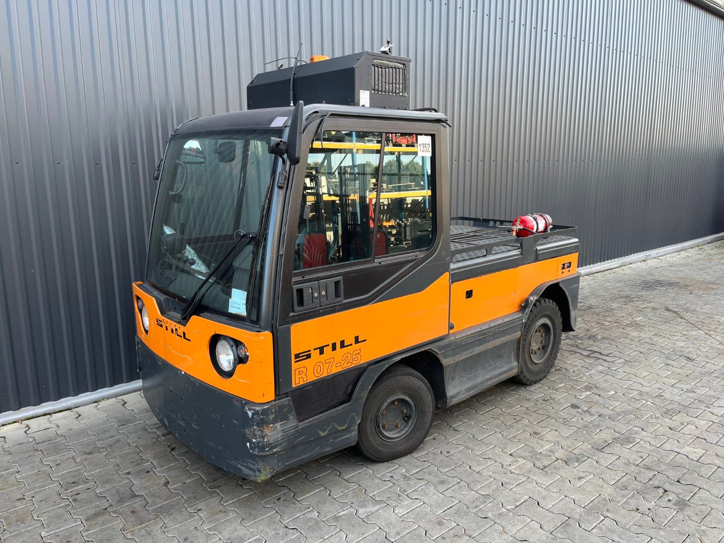 Still R07-25