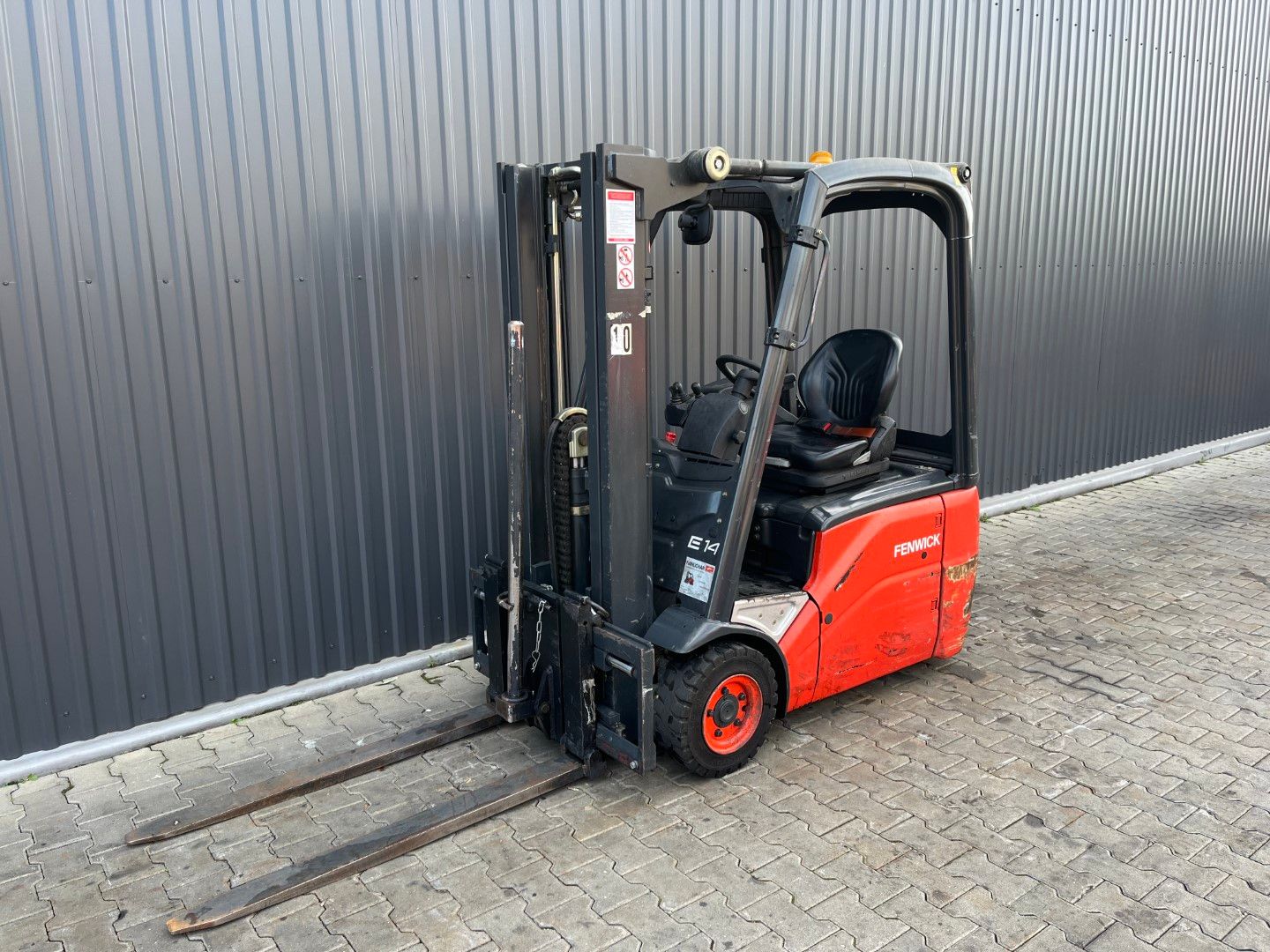 Linde E14-01