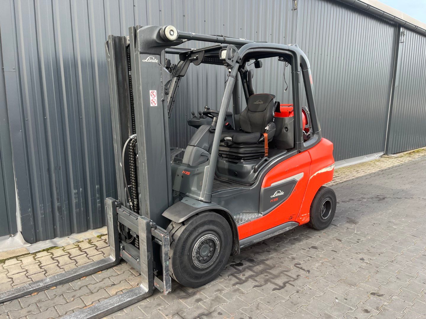 Linde H35T-01
