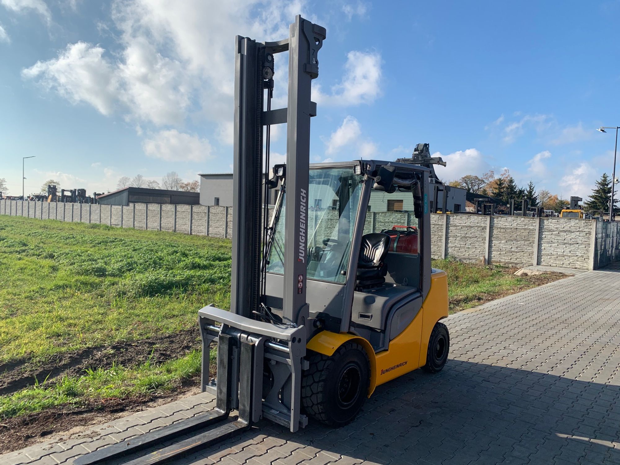 Jungheinrich TFG430s