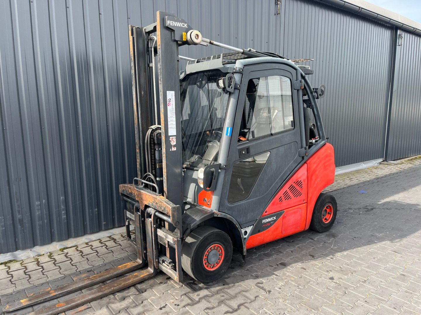 Linde H25T-02