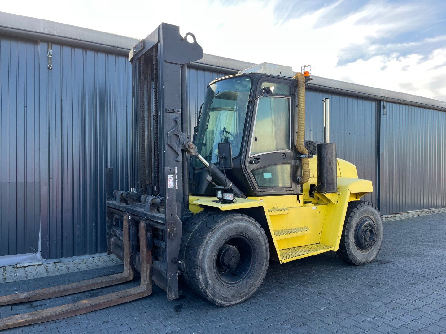 Hyster H9.00XM
