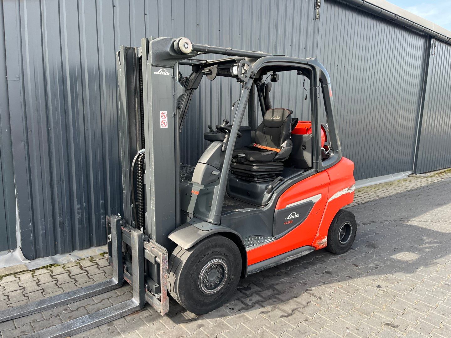 Linde H35T-01
