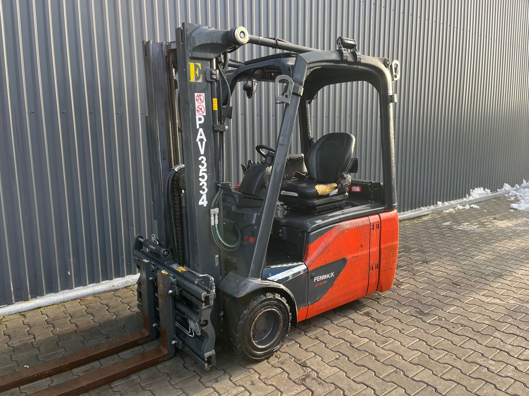 Linde E18-02
