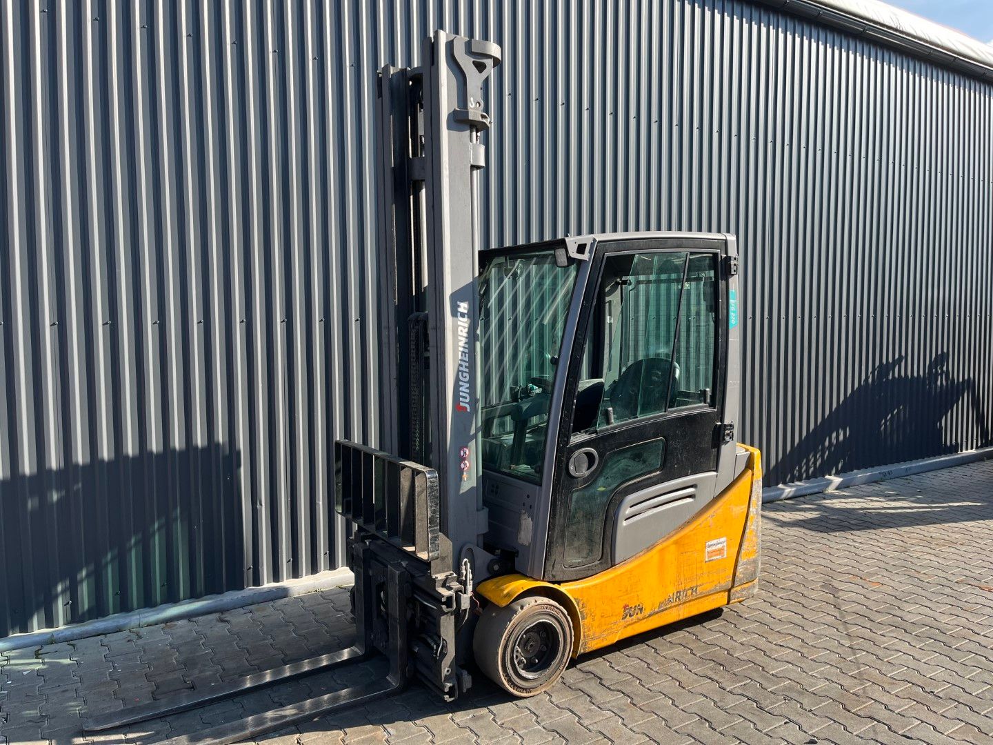 Jungheinrich EFG220