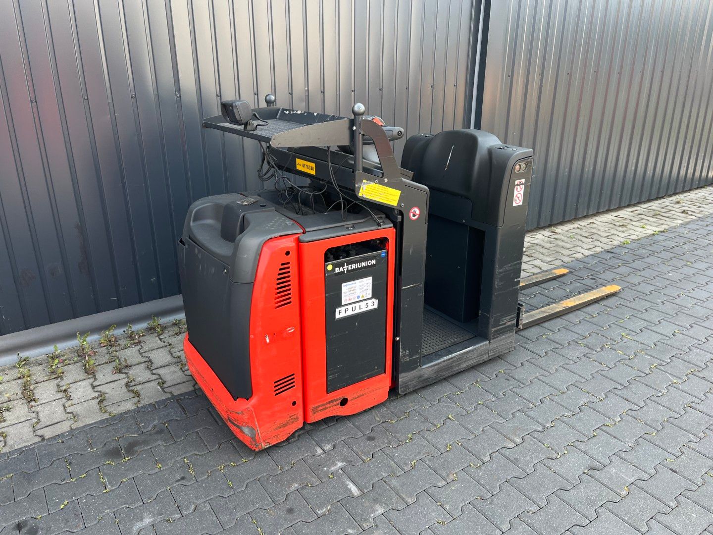 Linde V08