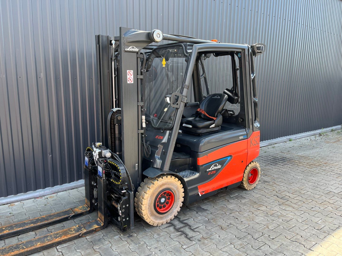 Linde E25-01