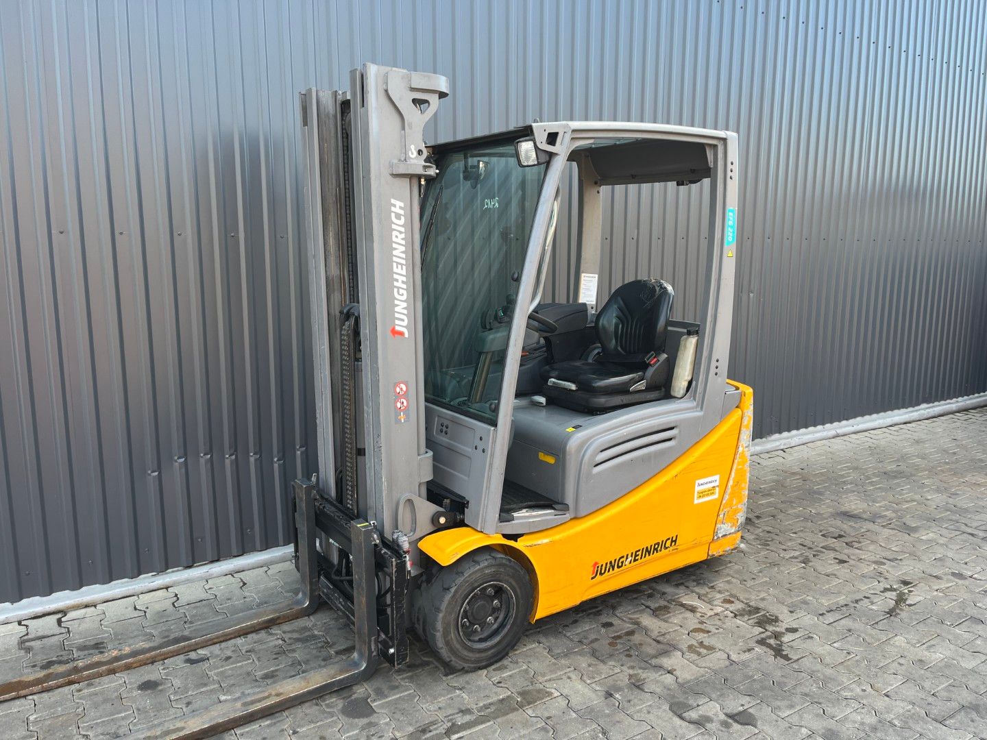 Jungheinrich EFG220
