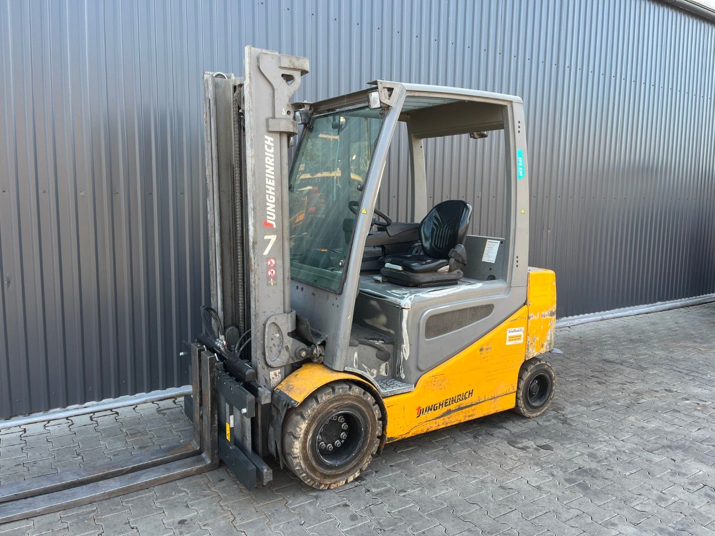 Jungheinrich EFGS30