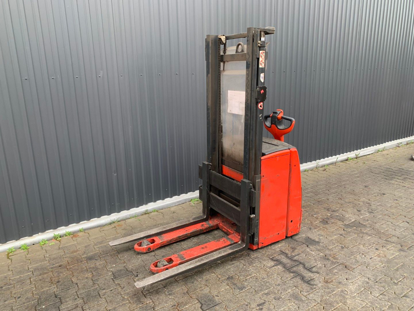 Linde L16