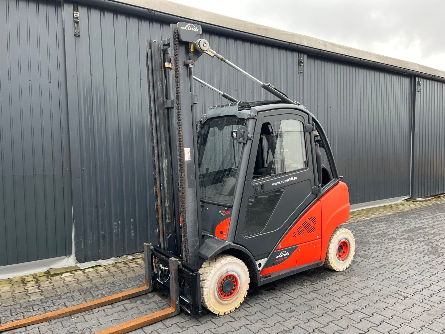 Linde H25T-02