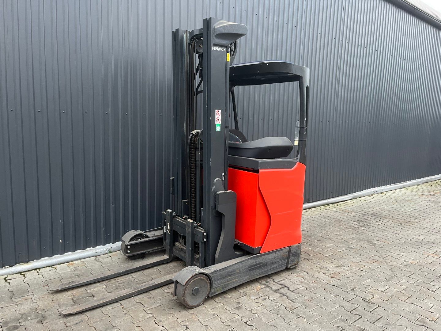 Linde R12B-01