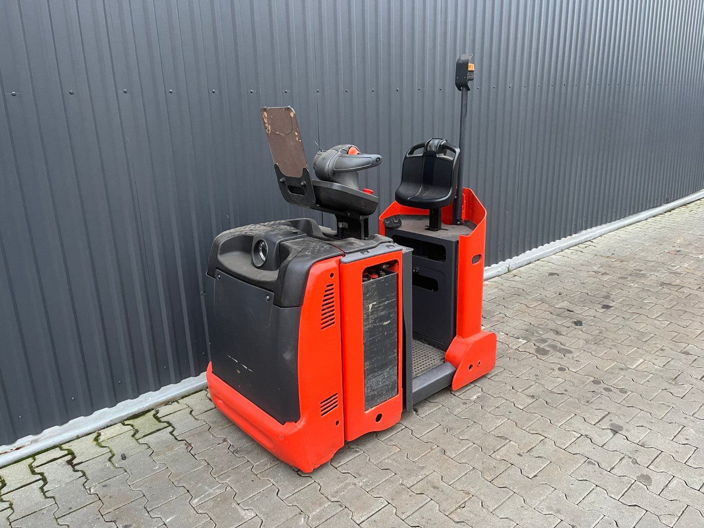 Linde P30C