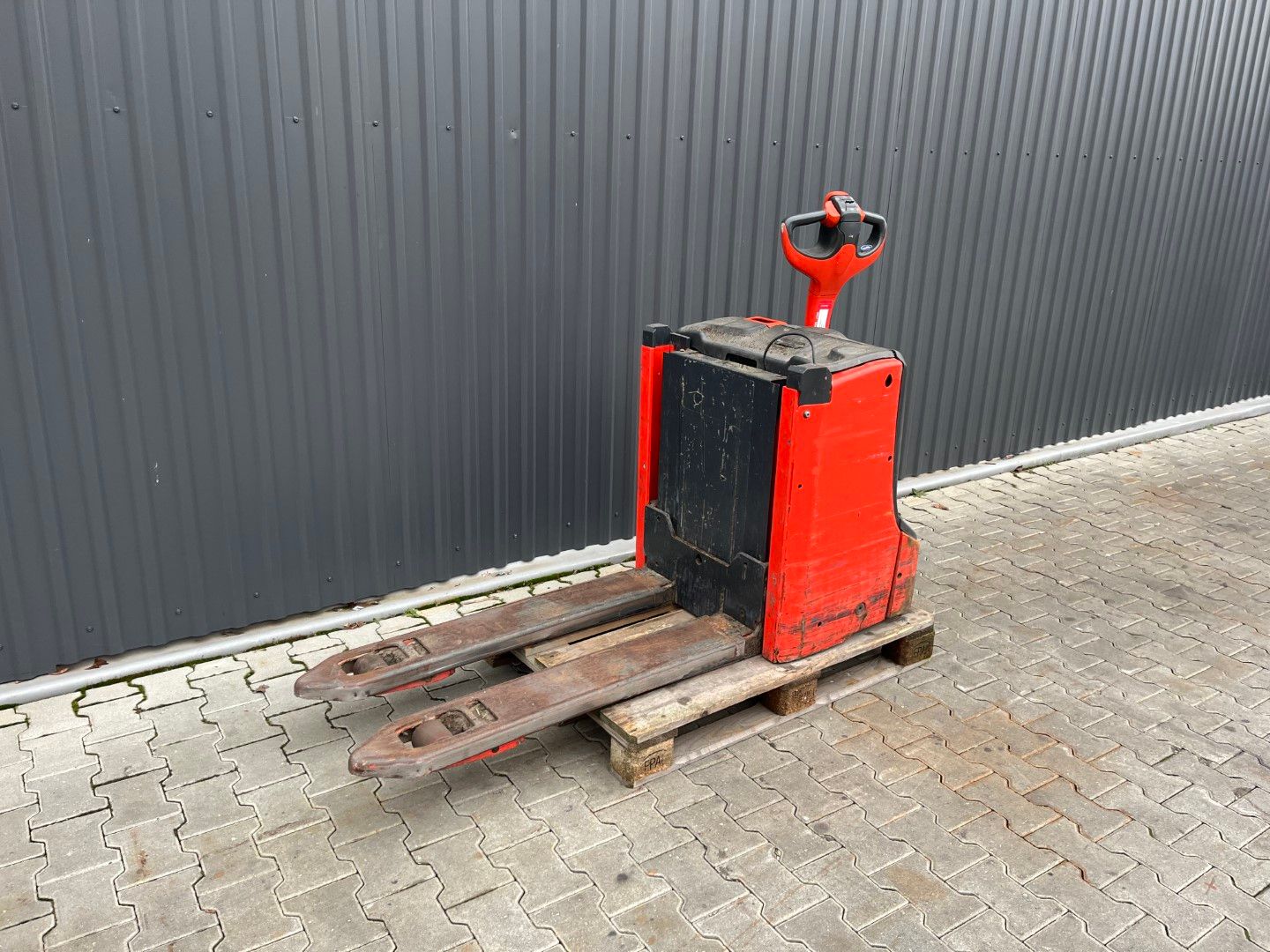 Linde T16L