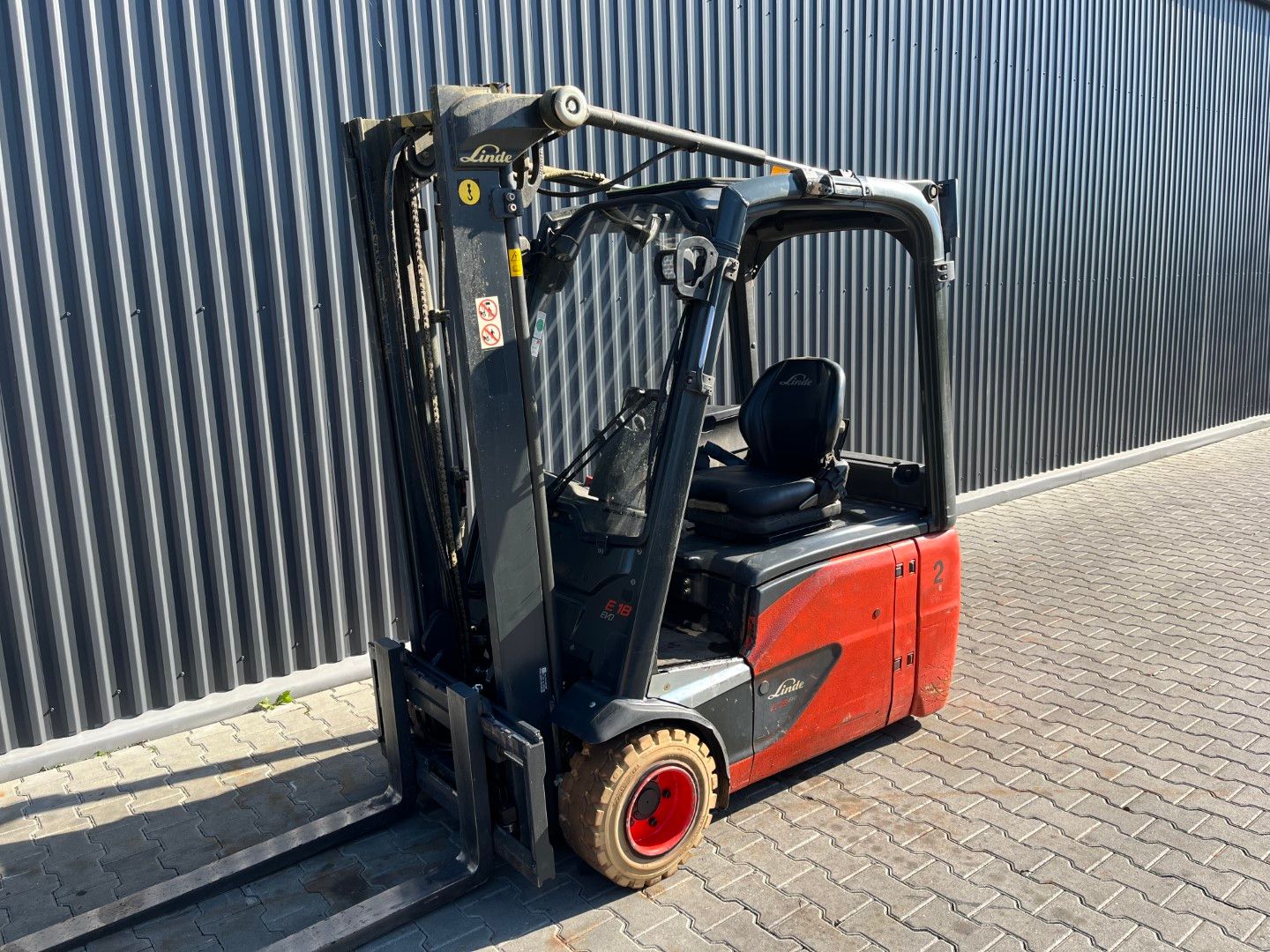 Linde E18-01