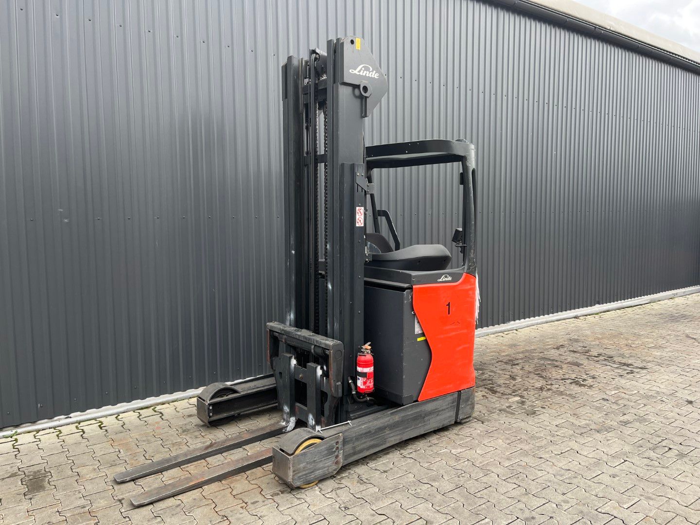 Linde R16-01