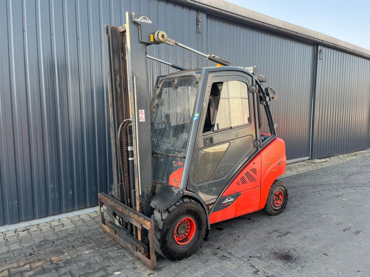 Linde H35D-02