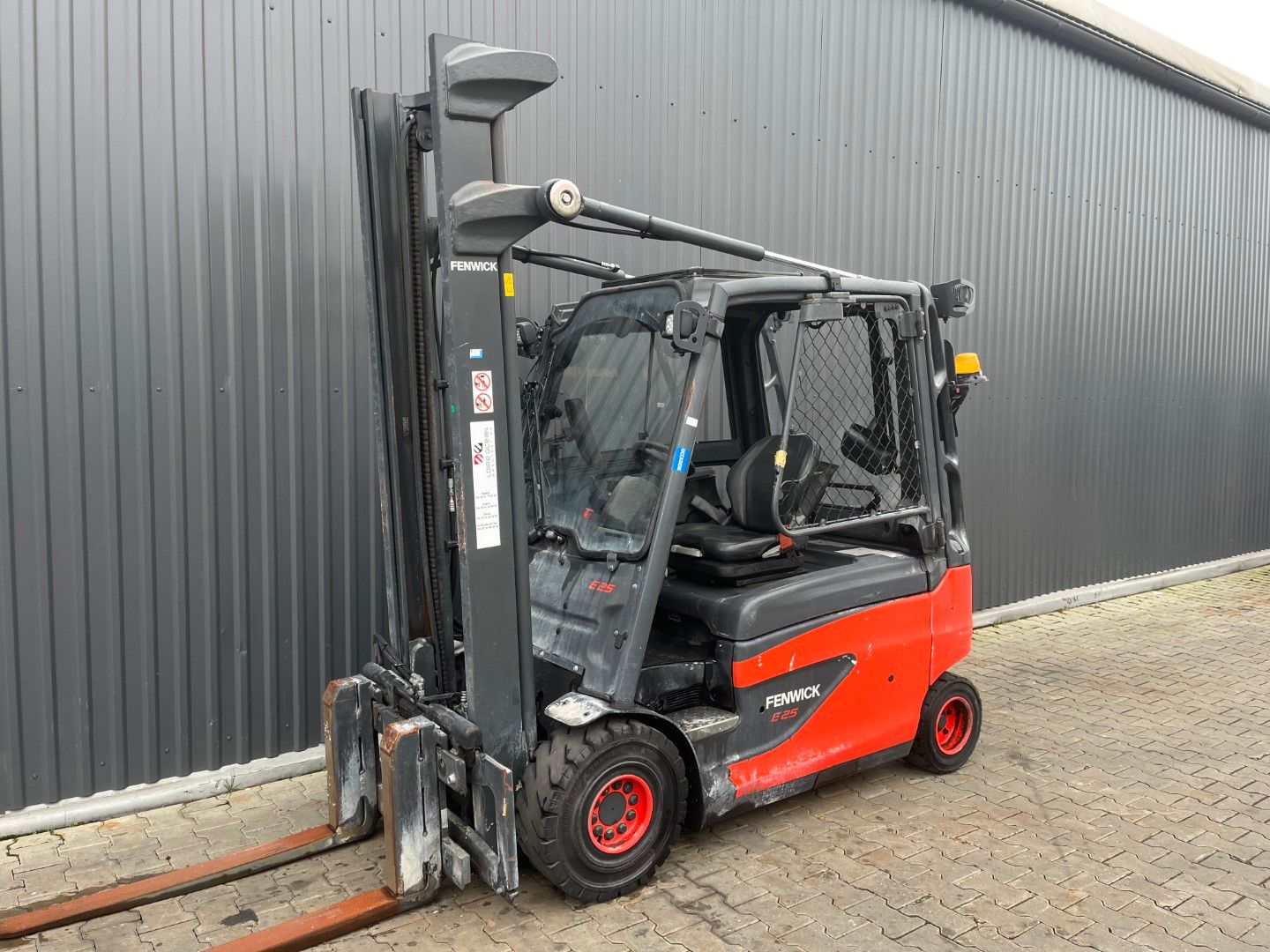 Linde E25L-01