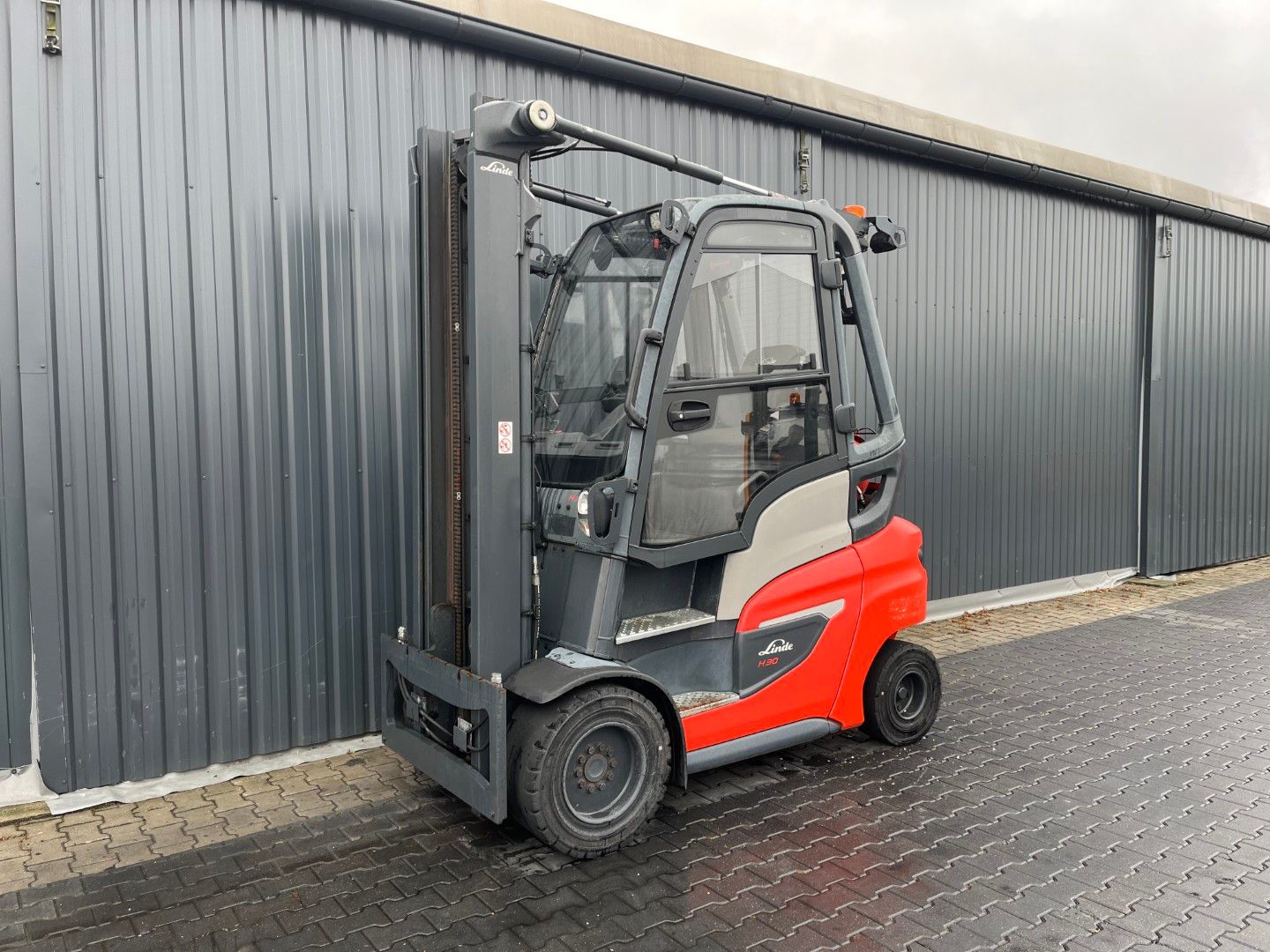 Linde H30T-01