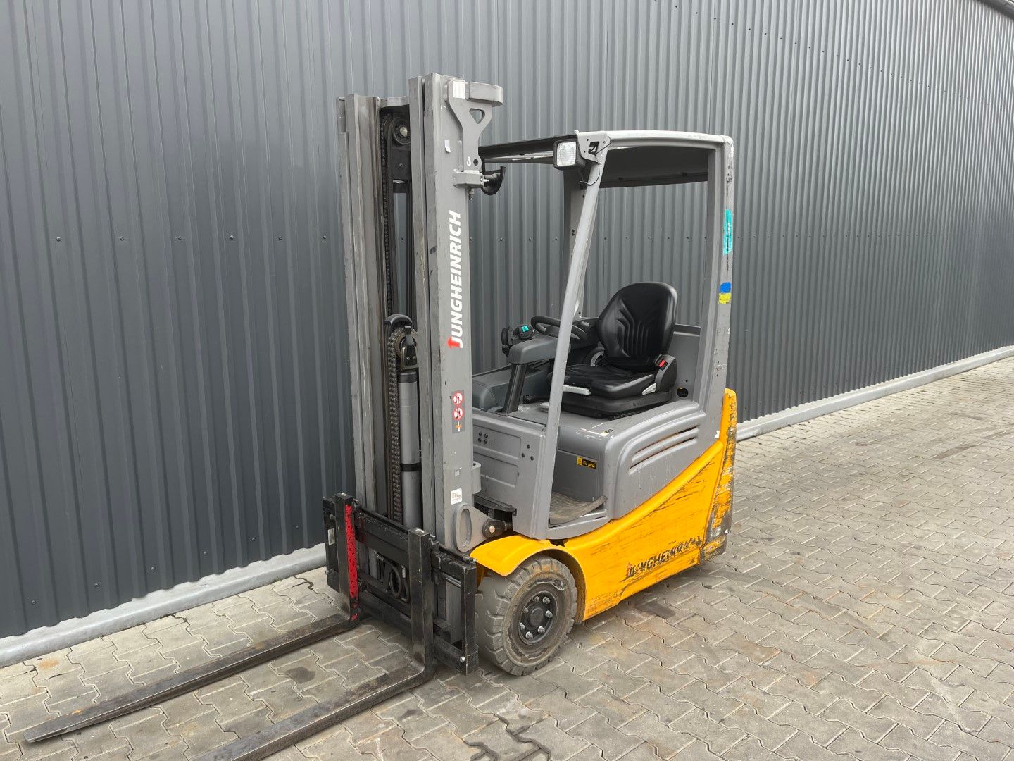 Jungheinrich EFG213