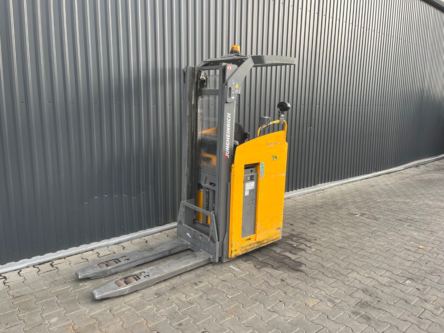 Jungheinrich ESC214z