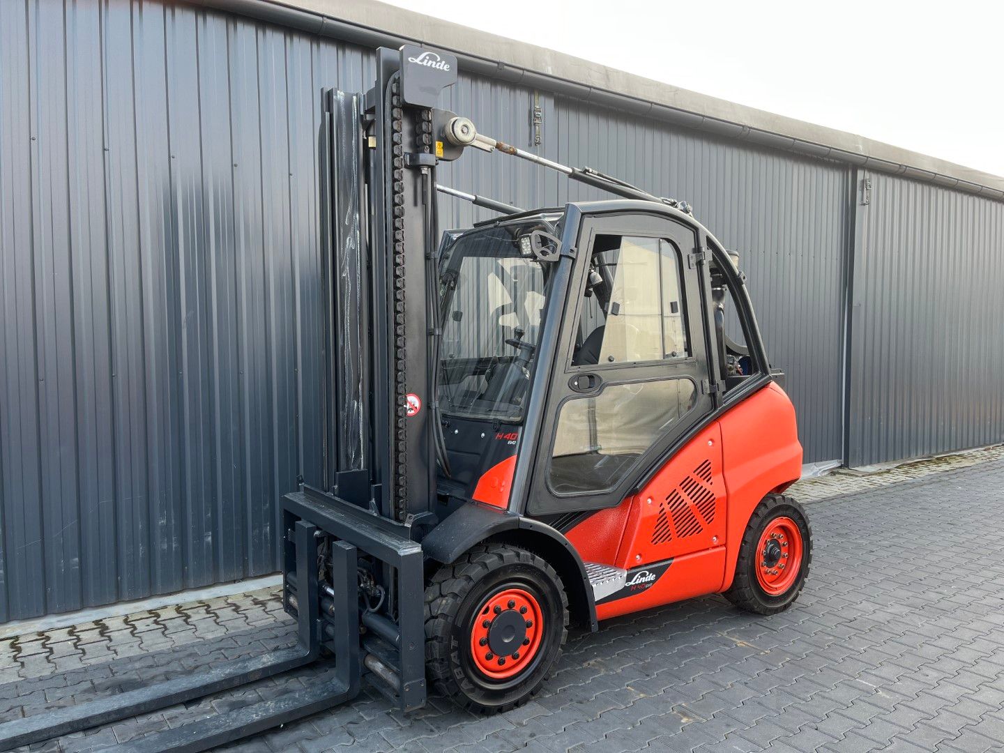 Linde H40T-02