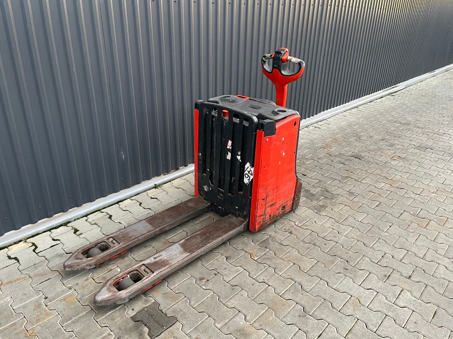 Linde T16L