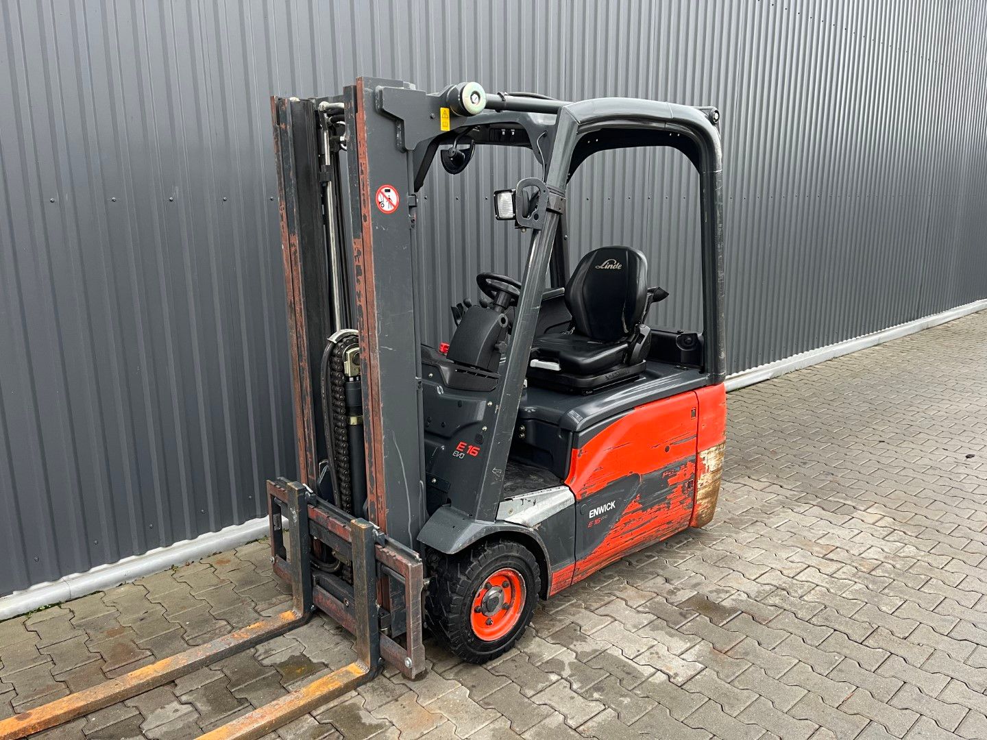 Linde E16-02