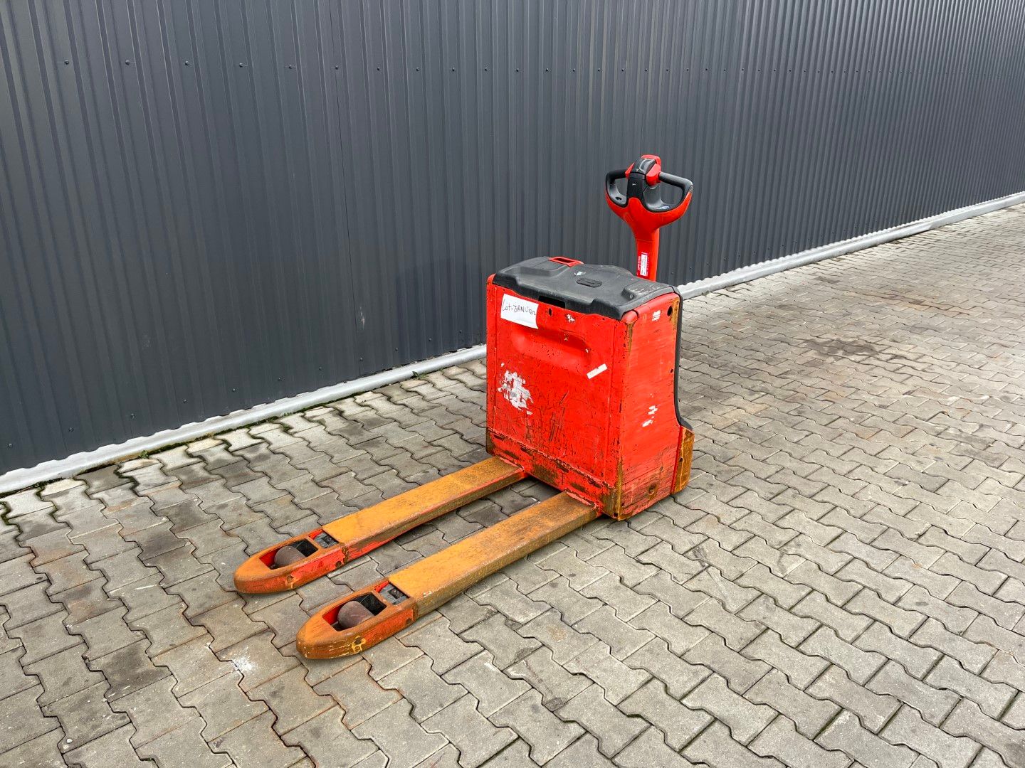 Linde T16